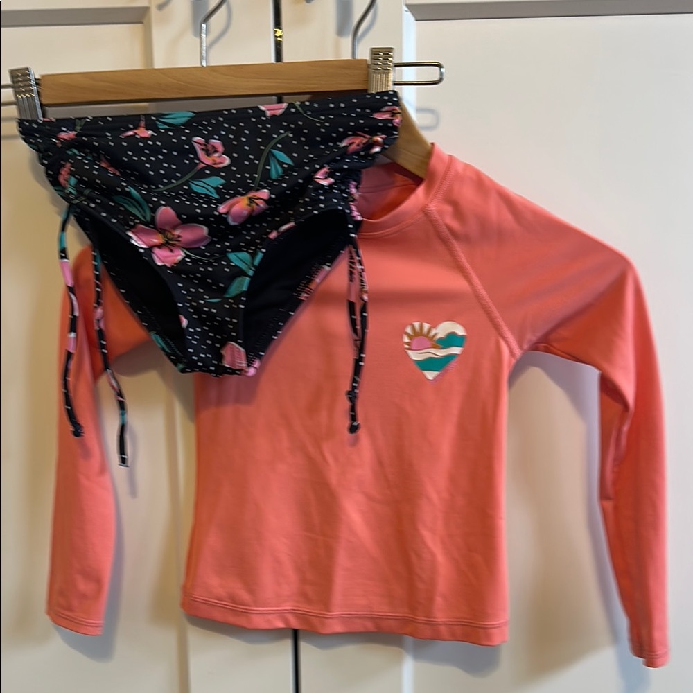 Billabong girls 6x Coral Rash Guard and Floral Bikini Set